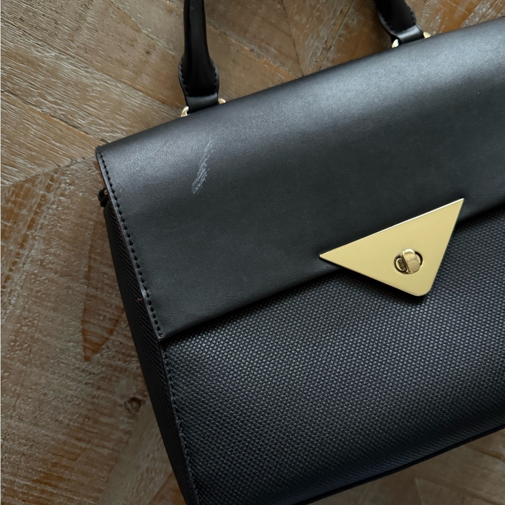 Handbag - Picture 2 of 6